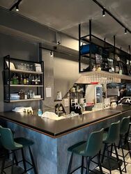 Hamilton Road (D8), Retail #551124071